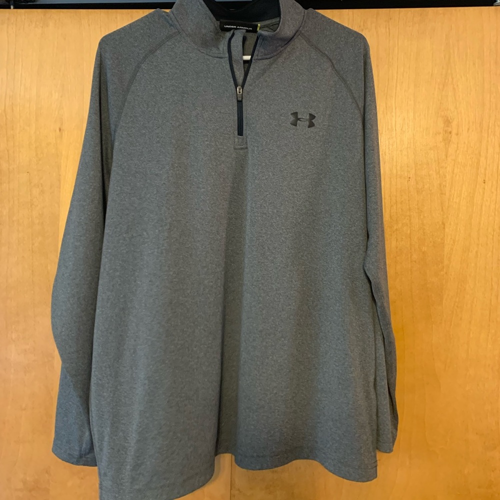 Men’s Large Under Armour workout Quarter Zip